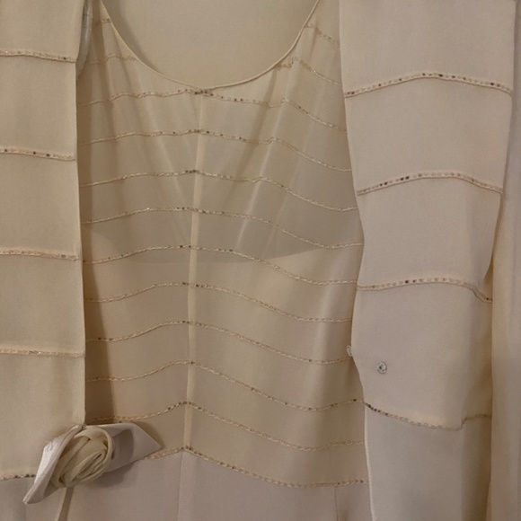 Daymor Couture Evening Wear - Picture 3 of 6